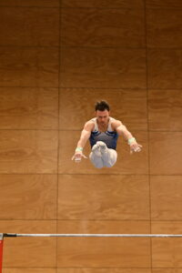 Misha Koudinov high bar